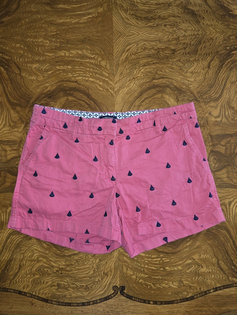 British Khaki Pink Nautical Sailboat Embroidered Chino Shorts Womens Size 8